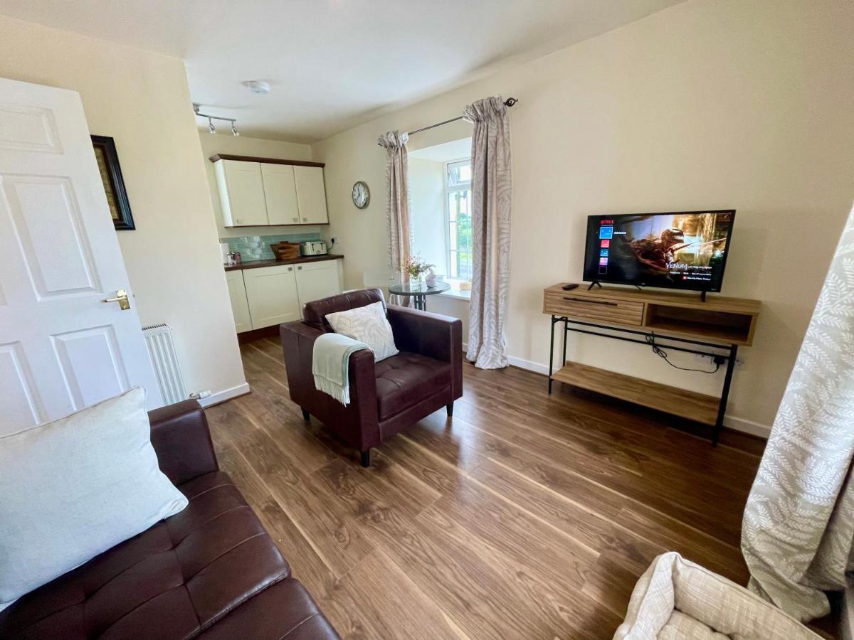 No 2 Ramageton At Carnell Estates Villa ทรูน ภายนอก รูปภาพ